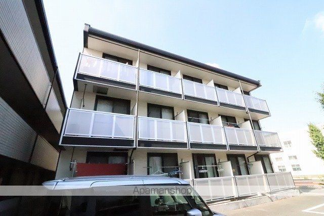 レオパレス拝島町IIの外観写真