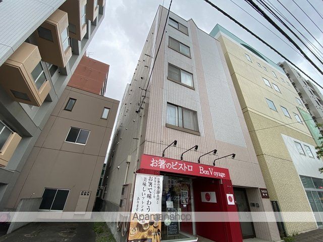 セゾン南1条の外観写真