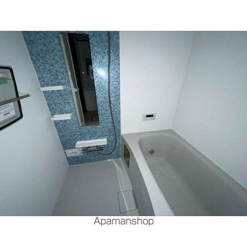 La route中町の内装写真