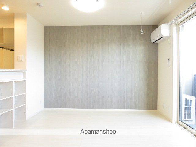 CHARMEIIの内装写真