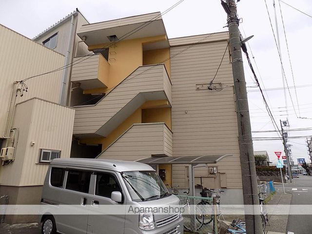コーポ名豊の外観写真