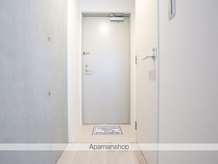 ｑｕａｄｏｒ吹上ＶＥＲＴ[1LDK/28.89m2]の玄関