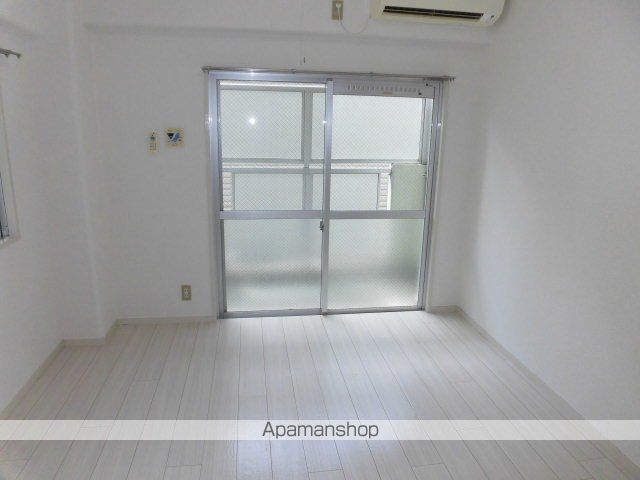 光栄ハイツ芥川の内装写真