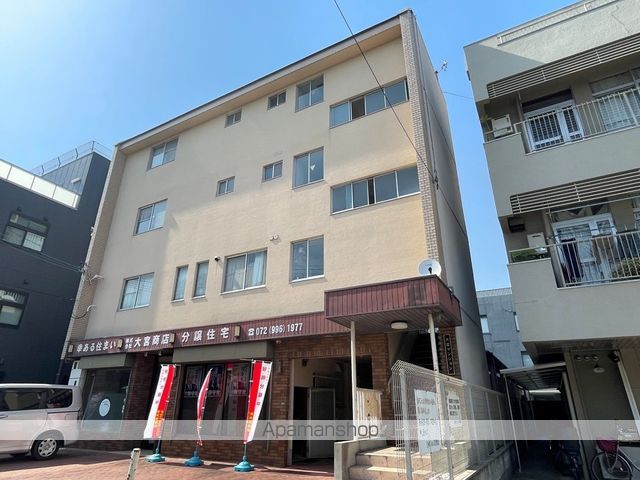 大宮マンションの外観写真