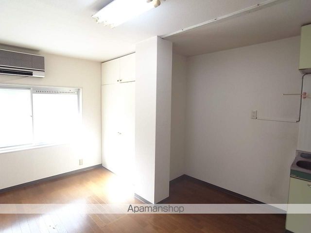 カステロレヴィーPARTIIの内装写真