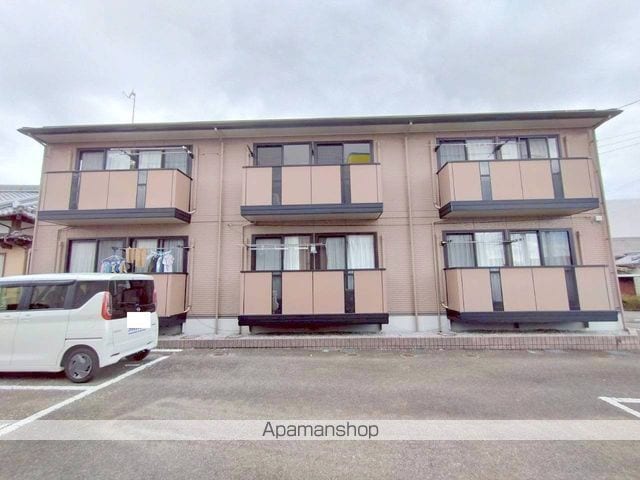 ブリーズ日高の外観写真