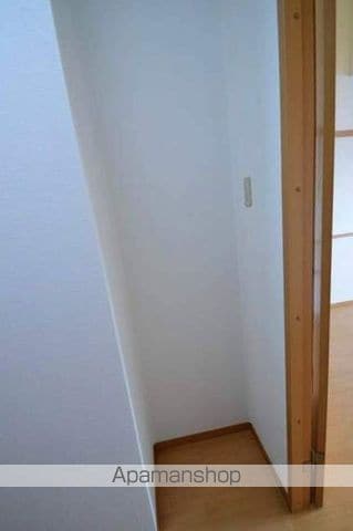 ラフィネ中島Aの内装写真