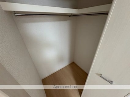 滋賀県草津市大路１丁目[1K/29.67m2]の収納