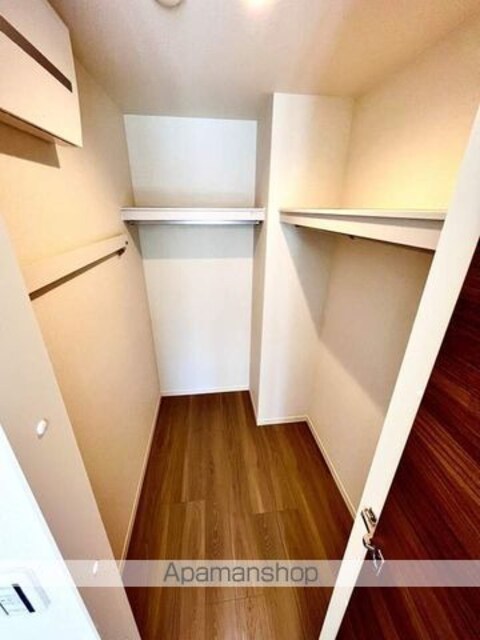 和歌山県和歌山市柳丁[2LDK/70.55m2]の収納