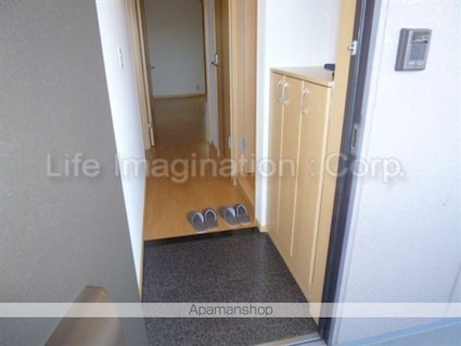 フォレスターアオエ[1LDK/45m2]の玄関