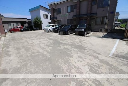 ビレッジＢ[1DK/33.56m2]の駐車場3