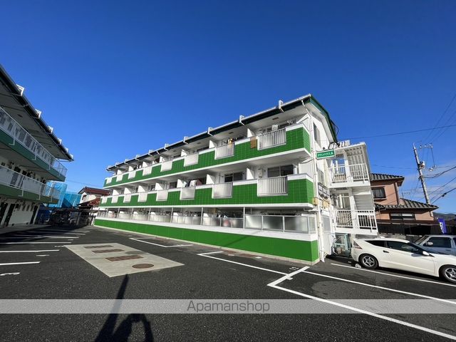タウンハウスA棟の外観写真