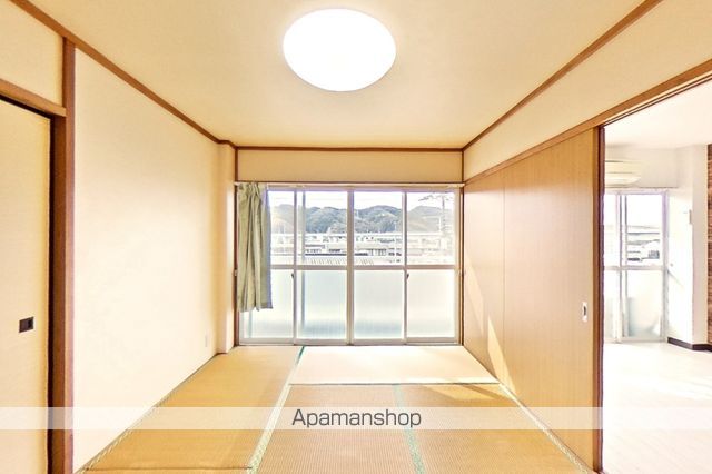 マンション第一五台山の内装写真