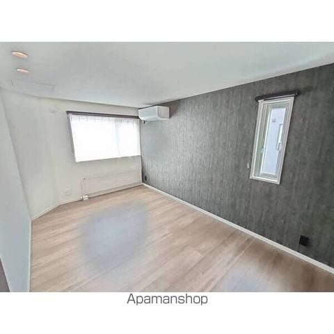 西岡1条7丁目戸建の内装写真