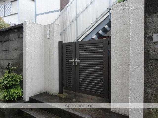 東京都世田谷区太子堂４丁目[1K/20.46m2]のエントランス