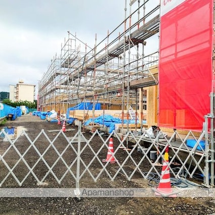 ルナクレシェンテ　Ⅱ[2LDK/62.09m2]のエントランス1