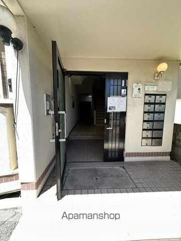 KAUL築港新町の玄関写真