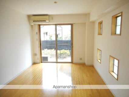 ＫＡＺＵ市川[2LDK/59.12m2]のリビング・居間