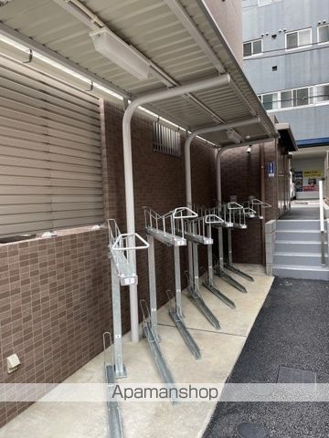 アルシェ新宿[1K/30.67m2]の駐車場