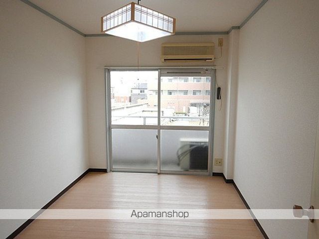 オスカー柳町の内装写真