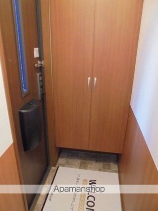 メゾン・テルシャトー　Ｂ棟[2LDK/59.58m2]の玄関