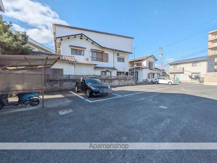 ノーブルハウス　Ａ棟[2DK/38.71m2]の駐車場2