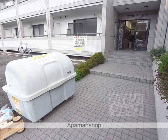 グレーシー西ノ京の外観写真