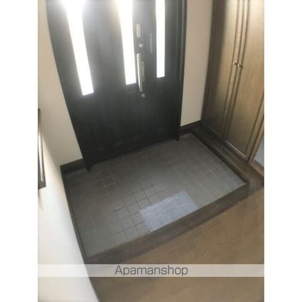 ちはら台南５丁目貸家[4SLDK/130.04m2]の玄関