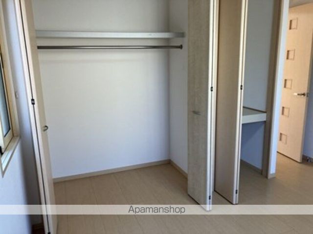 リビングタウン高岡 A棟の内装写真