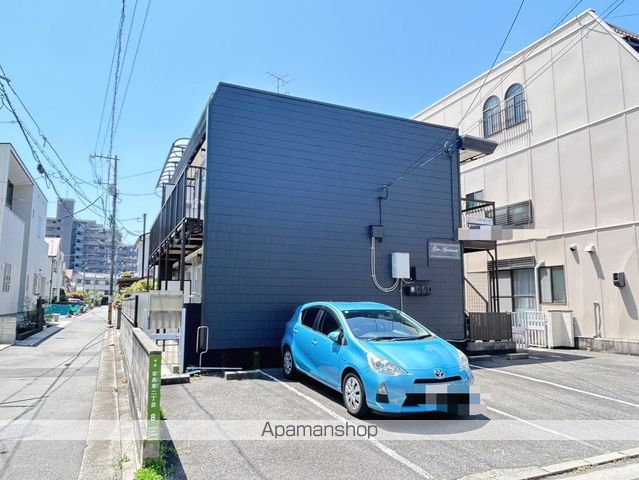 Goto apartmentの外観写真
