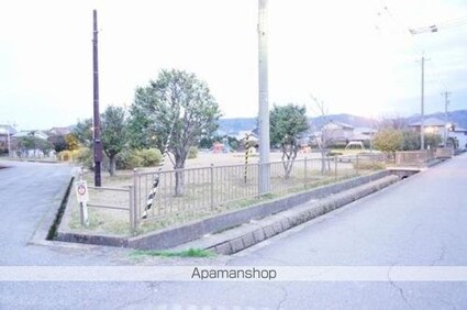 パークハウスＫ　Ｂ棟[2LDK/53.48m2]の周辺1