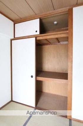 メゾン吹鳳[3LDK/60.48m2]の収納