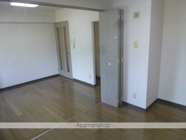 ニュープログレスビルの内装写真
