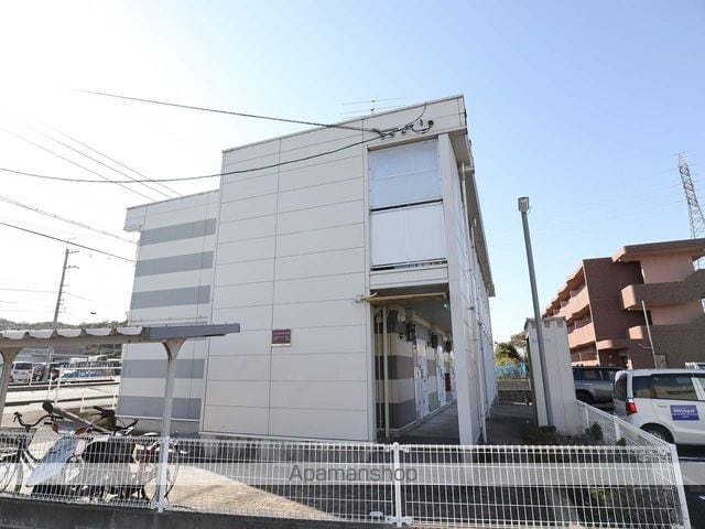 レオパレスニューカロデンの外観写真