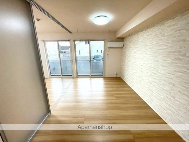 両毛線 佐野駅 徒歩21分 3階建 築8年の内装写真