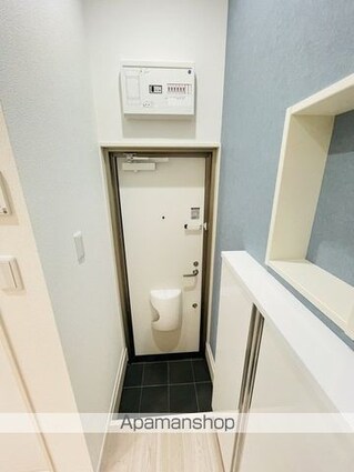 東京都中野区若宮２丁目[1R/17m2]の玄関