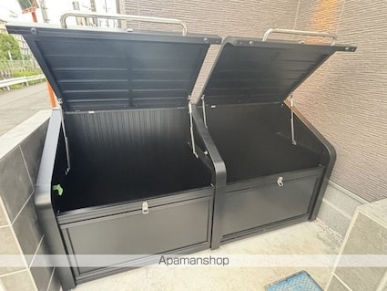 東京都昭島市玉川町２丁目[1K/29.81m2]の共用部3