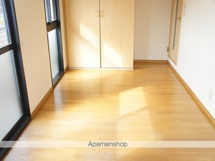 レオパレスプリムローズ[1K/24.84m2]のリビング・居間1