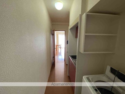 レオパレス西原[1K/22.35m2]の玄関