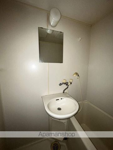 エクセルタナカの内装写真