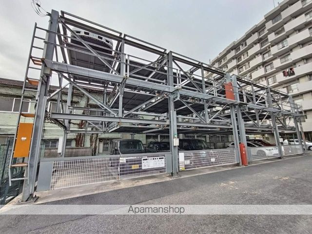 INOVE日野台の玄関写真