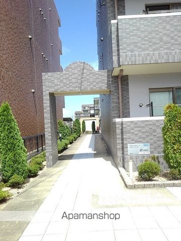 ソレアード・K・Sの玄関写真