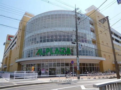 本堅田戸建[3LDK/77.85m2]の周辺1