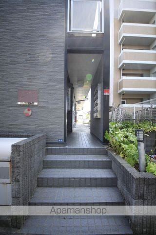 レオパレスフルセイル北野の玄関写真