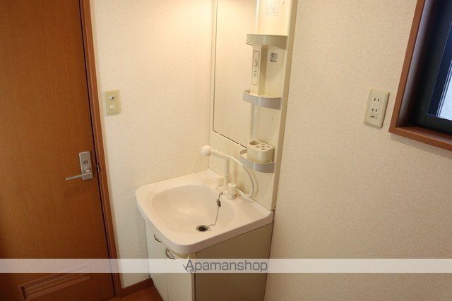 アヴァンセ栗生の内装写真