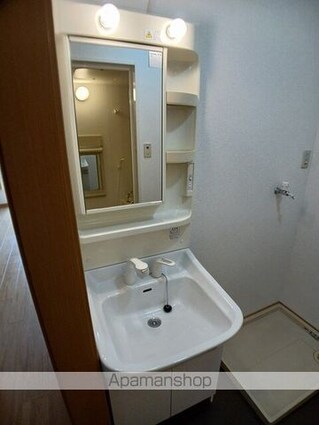 ヴィル　クラージュ[1K/27.4m2]の洗面所