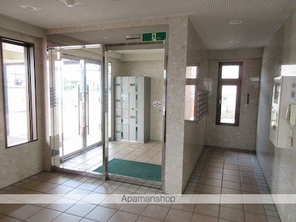 シャングリラ[1LDK/41.76m2]のエントランス