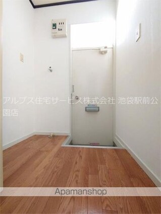 ハウス華[1K/18m2]の玄関