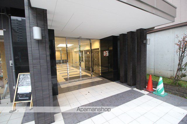 アルファタワー札幌南4条の玄関写真