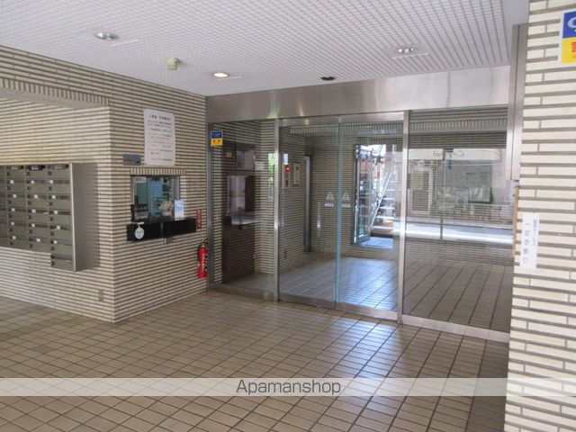 ライオンズプラザ方南町の玄関写真
